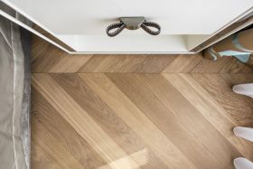 Parketti tammi chevron Moderno UV oil Bohema